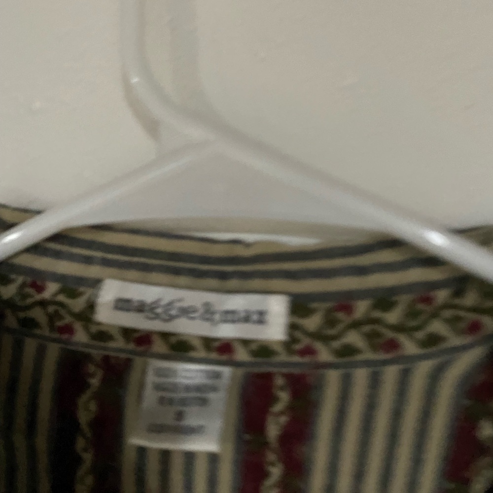 Maggie & max button down small - Picture 5 of 5
